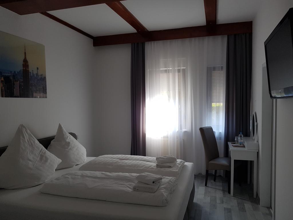 Fürth Das Sp Hotel מראה חיצוני תמונה